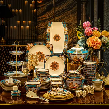 Vintage tacâmuri high end bone china vase set casa de lux britanic manor feluri de mâncare